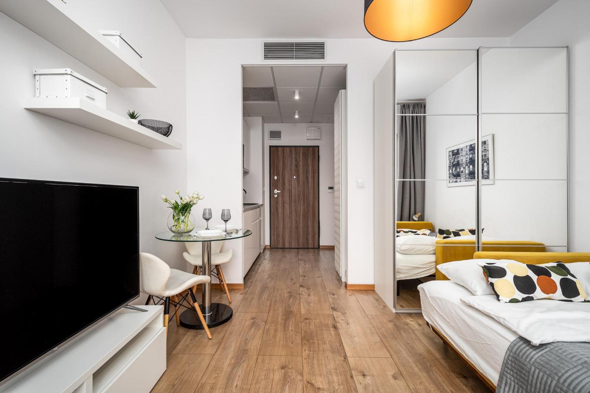 Prymasa Tysiaclecia 83A Free Garage By Perfect Apart Варшава Екстер'єр фото
